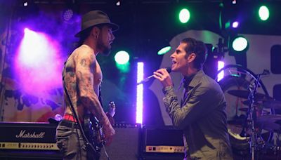 Jane’s Addiction guitarist Dave Navarro shares cryptic post after Perry Farrell brawl