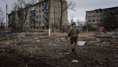 Russia captures key eastern Ukrainian town, exposing Kyiv’s critical vulnerabilities