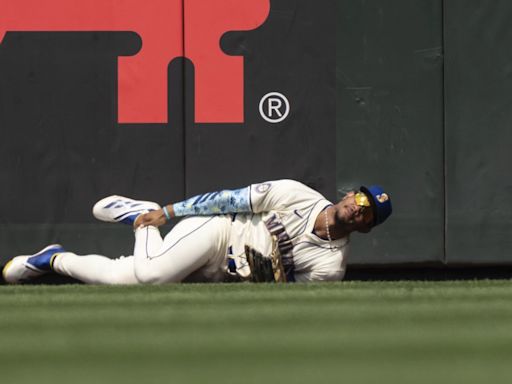 Mariners place Julio Rodríguez, J.P. Crawford on 10-day injured list; Ty France cut