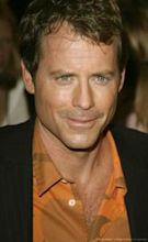 Greg Kinnear