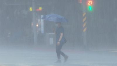 午後雨彈襲台！「這縣市」大雷雨來襲 警戒區域出爐