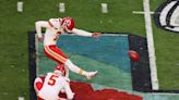Super Bowl 2023: Chiefs' questionable decision to kick field goal ends in disastrous doink