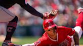 Swanson: Angels keep losing, keep fighting