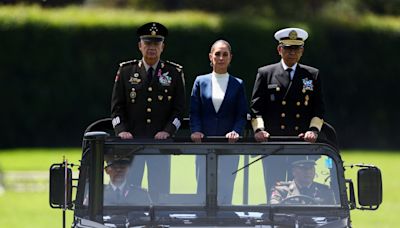 Así fue la tradicional ceremonia de Salutación de las Fuerzas Armadas y la Guardia Nacional a Claudia Sheinbaum | FOTOS