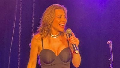 Taylor Dayne packs a powerful punch at her first Michigan concert in years