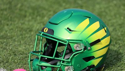 Oregon Football's Daylen Austin Arrested, Charged in Fatal Hit-and-Run Case