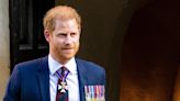 Prince Harry : ce soutien précieux qu’il a reçu de la part de son "second père" lors de son voyage au Royaume-Uni
