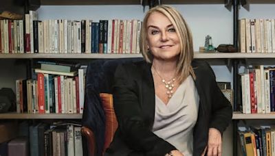 Relationship Guru Esther Perel's 7 Ideas for Keeping Calm and Staying Inspired