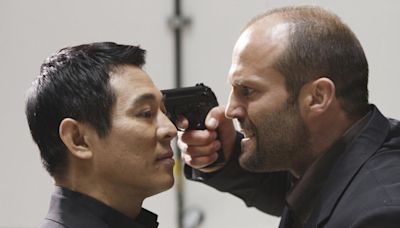 Película gratis online sin suscripción y disponible por tiempo limitado: Jason Statham y Jet Li protagonizan un magistral thriller de acción y artes marciales