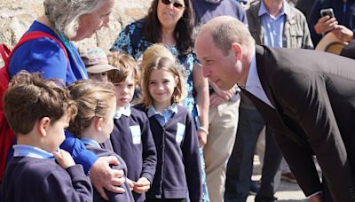 Major Kate Middleton cancer update issued by Prince William during school visit