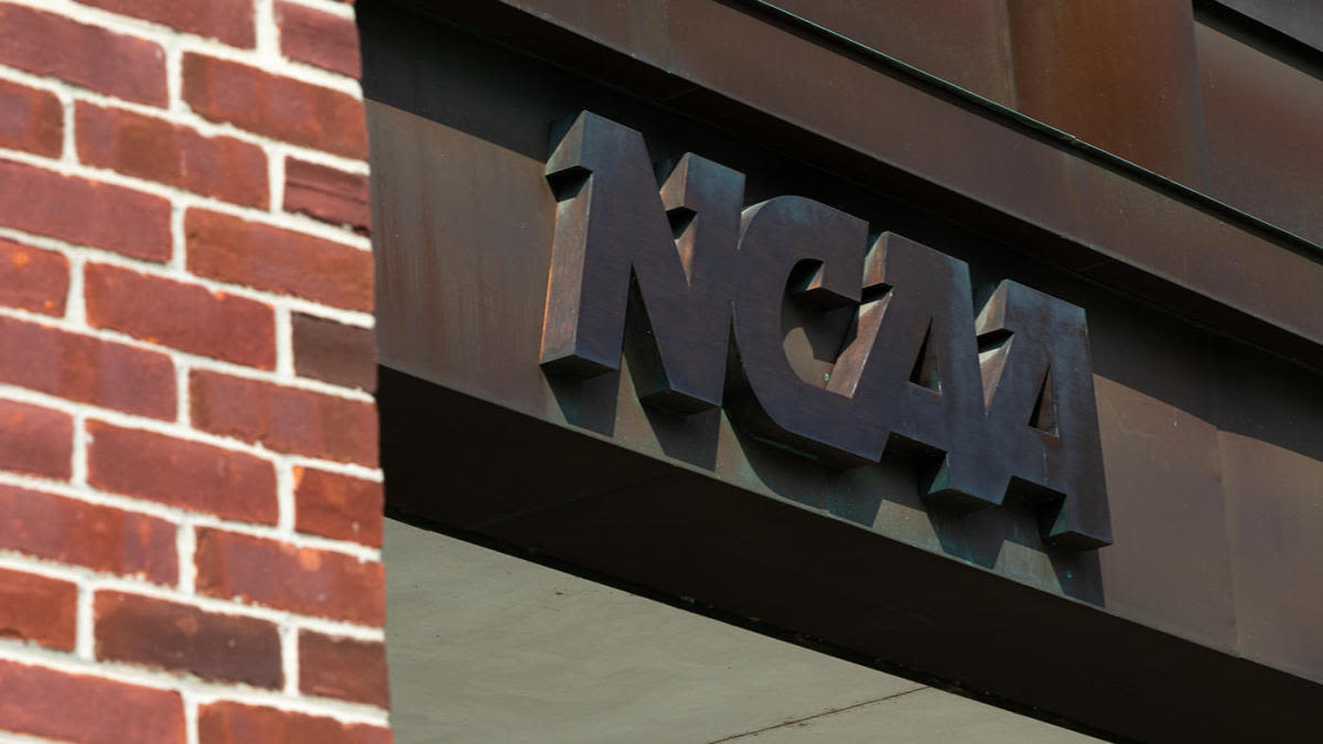 College athletes set to get $2.8 billion, revenue-sharing model in landmark House v. NCAA settlement