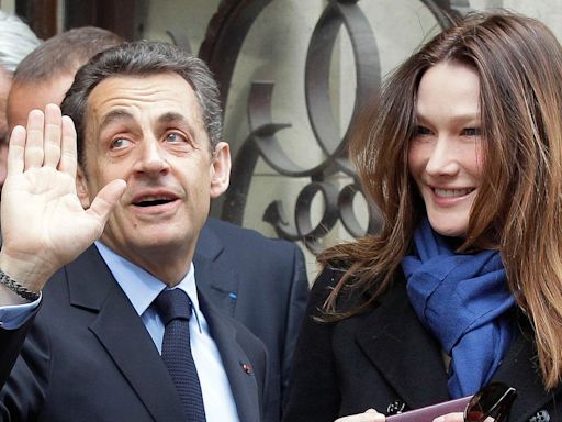 Justiça da França acusa Carla Bruni de manipular testemunhas em investigação sobre seu marido, o ex-presidente Nicolas Sarkozy