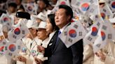 South Korea slams North Korea's fresh trash balloon launches and threatens loudspeaker broadcasts