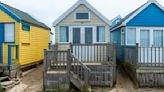 Beach hut on isolated Dorset sandbank goes on the market for £435,000