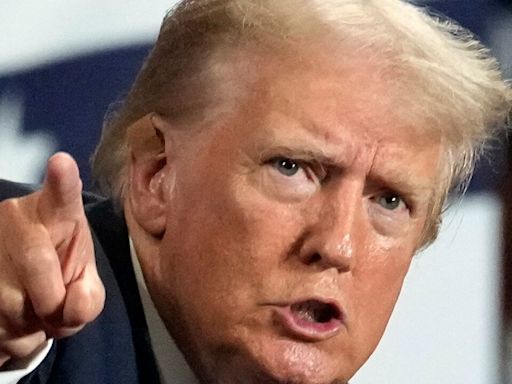 Trump Responds To Claims He's 'Cognitively Challenged' In Bafflingly Weird Way