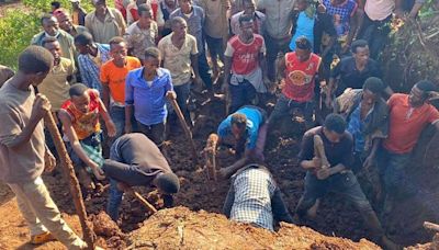 Frantic digging at scene of deadly Ethiopia landslides