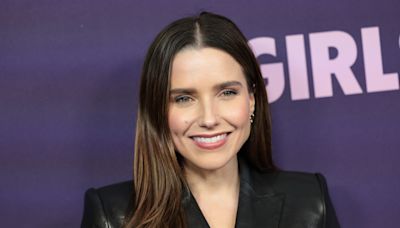 Sophia Bush pens open letter to address homewrecker rumors, Ashlyn Harris relationship