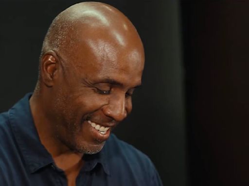 Barry Bonds Was All Smiles Learning of His Induction Into the Pirates Hall of Fame