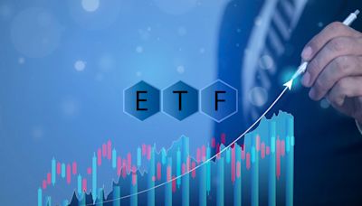 006208、00713、00662…他每月砸6萬存股8檔ETF，全換成「這兩檔」就好？有息保護不怕利空衝擊