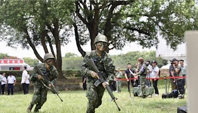 預算創新高 兵員破新低 馬文君憂裝備買了不到貨 貨到沒人操作 - 政治