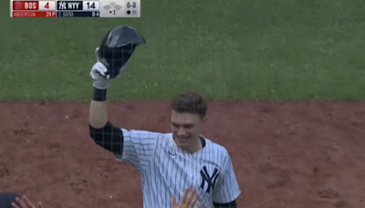 Video: Yankees Rookie Had No Idea Where To Go For Curtain Call After 3 Home Run Game