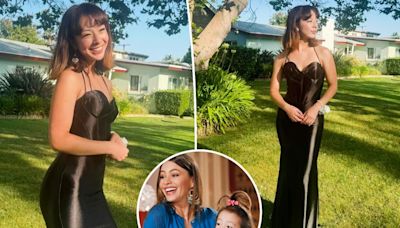 ‘Modern Family’ alum Aubrey Anderson-Emmons, 16, looks all grown up at prom in corset dress