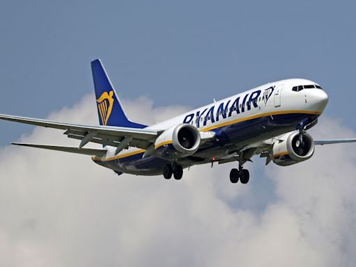 Boy suffers third degree burns after spilling hot tea on Ryanair flight