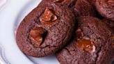 Jamie Oliver’s homemade chocolate biscuits are ‘simple’ to bake in 30 minutes