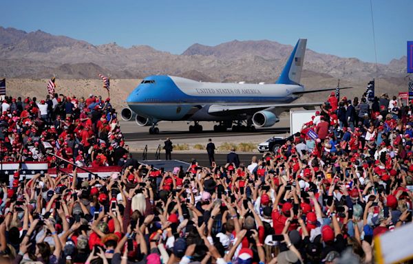 Trump ‘absolutely’ wants to ditch Biden’s Air Force One color scheme for his beloved red, white and dark blue