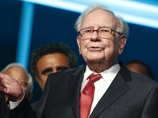 Warren Buffett: Find A Way To Make Money While You Sleep, Or Work Until You Die - How To Jumpstart...