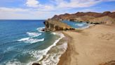 Paisajes volcánicos y aguas cristalinas... Cinco playas de ensueño en Almería