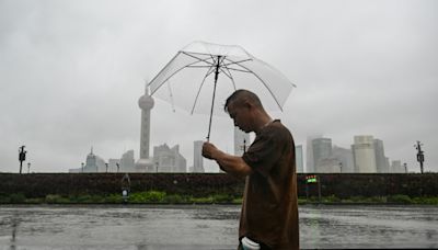 Shanghai frappée par son plus fort typhon en 75 ans