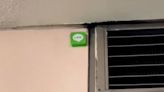 北捷牆上黏「LINE神秘綠盒」：35站有設置 內行人曝真正用途