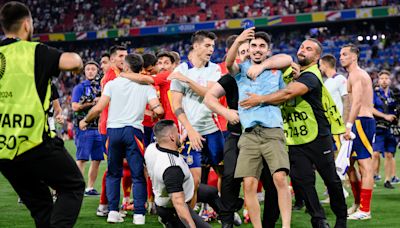 歐洲足球錦標賽》超囧意外！西班牙隊長竟被「保全」擊倒 憂心傷勢會影響到冠軍賽