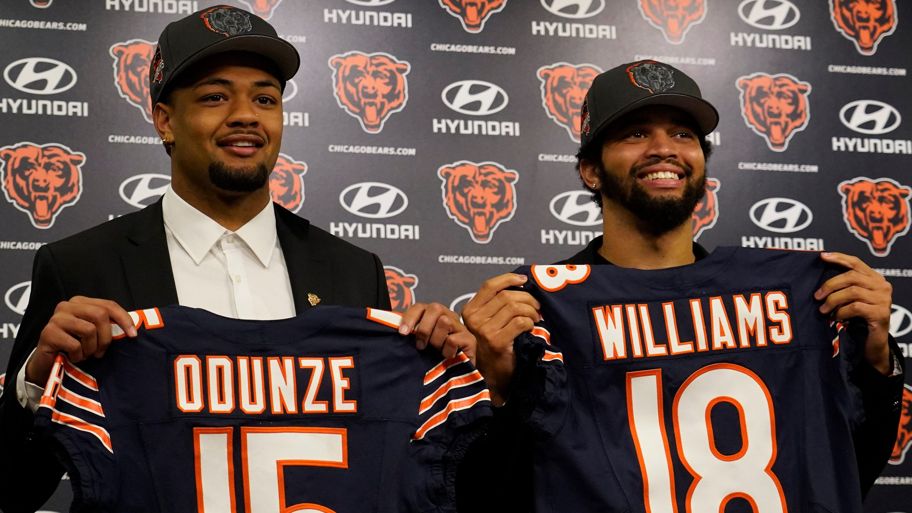 Bears QB Caleb Williams signs richest NFL rookie contract in past 13 years