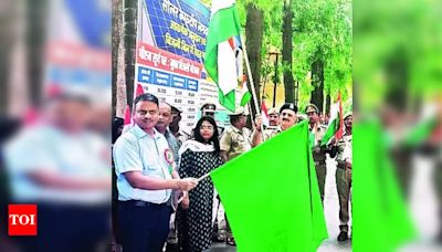 Tricolour March for National Pride in Kashi Varanasi | - Times of India