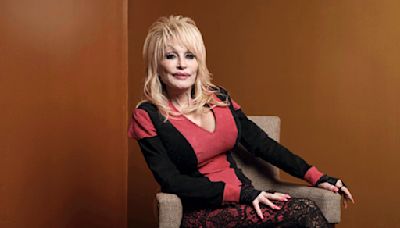 Dolly Parton plans for a musical on her life using her songs to land on Broadway in 2026 - The Morning Sun