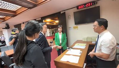 據理力爭！林宜瑾為「登記發言」開槓議事人員 葛如鈞最終讓步