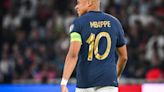 (Crónica) Mbappé y De Bruyne calientan con Francia y Bélgica para la EURO