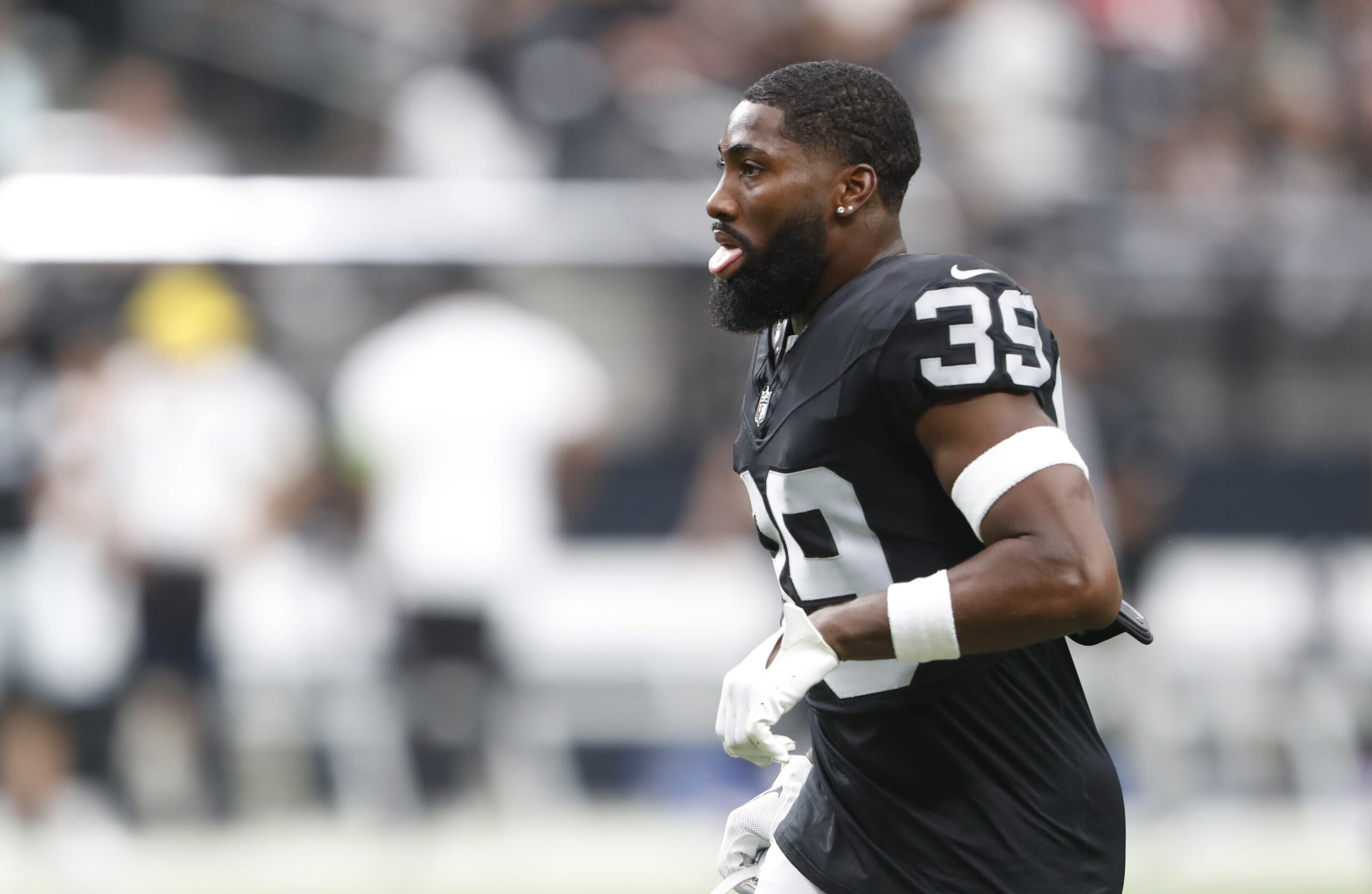 Raiders CB Nate Hobbs named bounce-back candidate for 2024 season