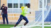 Bailly regresa al grupo; Gerard y Pedraza, al margen