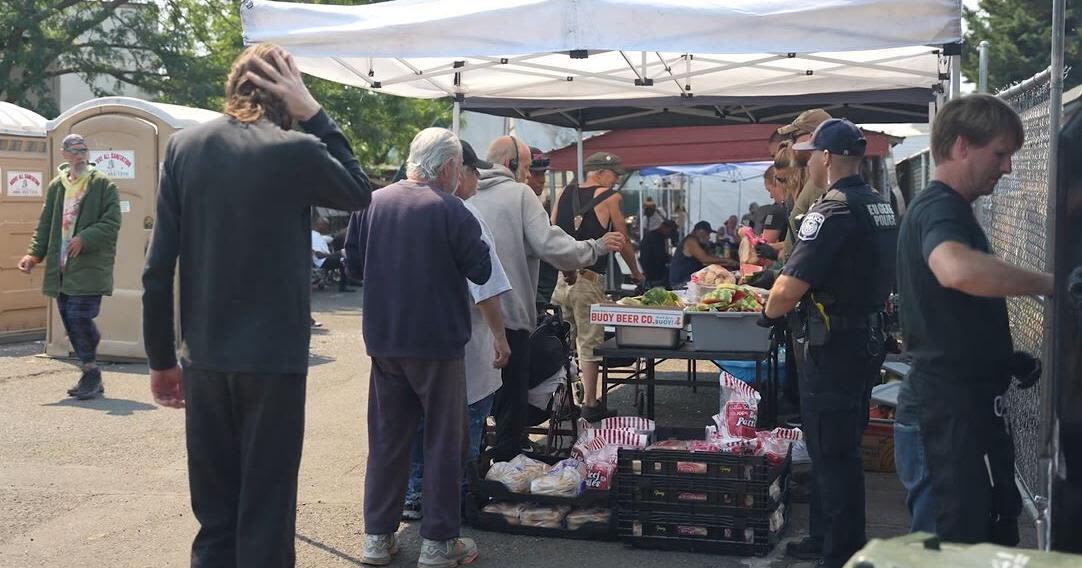 Eugene Police Department hosts summer barbecue for St. Vincent de Paul clients and staff