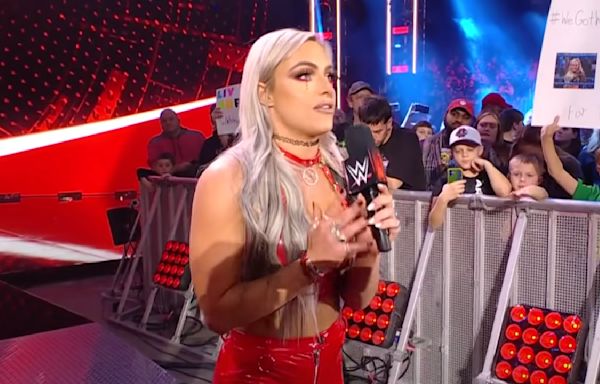 What’s Going On With Dominik Mysterio And Liv Morgan? There Are 3 Possibilities