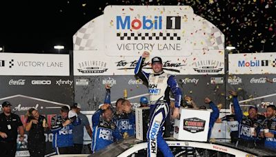 Chase Briscoe wins Southern 500, clinches Cup playoff spot in Darlington NASCAR race