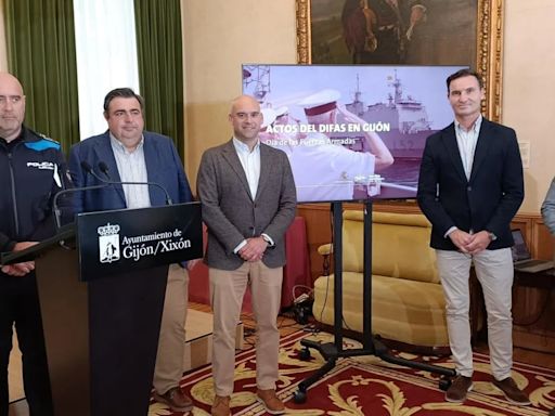 El Rey Felipe VI presidirá desde la bahía de San Lorenzo de Gijón la Revista Naval del Día de las Fuerzas Armadas