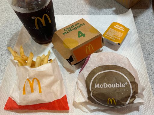 I tried $5 value meals from McDonald's, Burger King, and Wendy's. They're the perfect way for chains to lure customers.