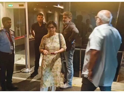 'Kalki 2898 AD': Did SS Rajamouli wait in queue to watch the early morning show of Prabhas starrer? Check out the viral photo here | Hindi Movie News - Times of India