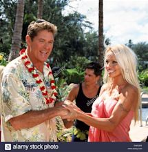 DAVID HASSELHOFF & PAMELA ANDERSON BAYWATCH: HAWAIIAN WEDDING Stock ...