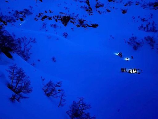 Avalancha en Bariloche: encuentran vivo al hombre que estaba desaparecido en el cerro López