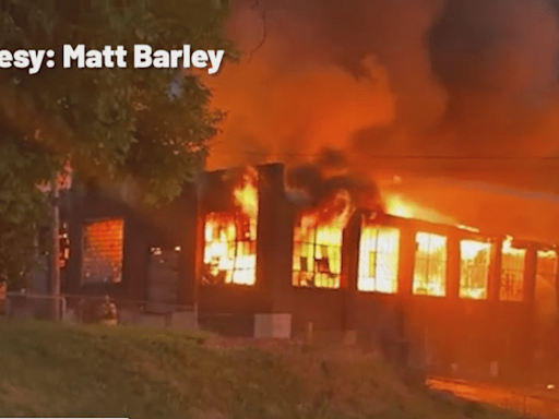 Flames wreck Columbia antique warehouse